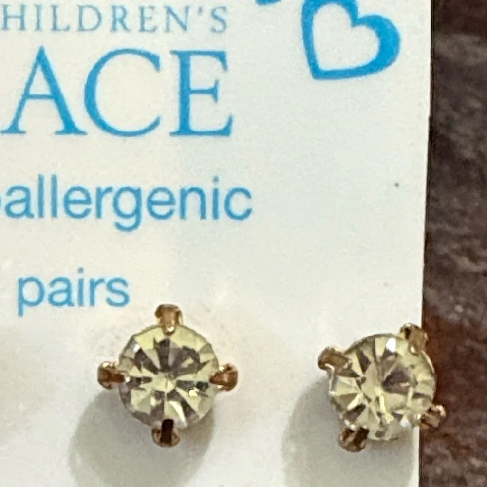 The Children’s Place 3 pairs of crystal studs pierced earrings